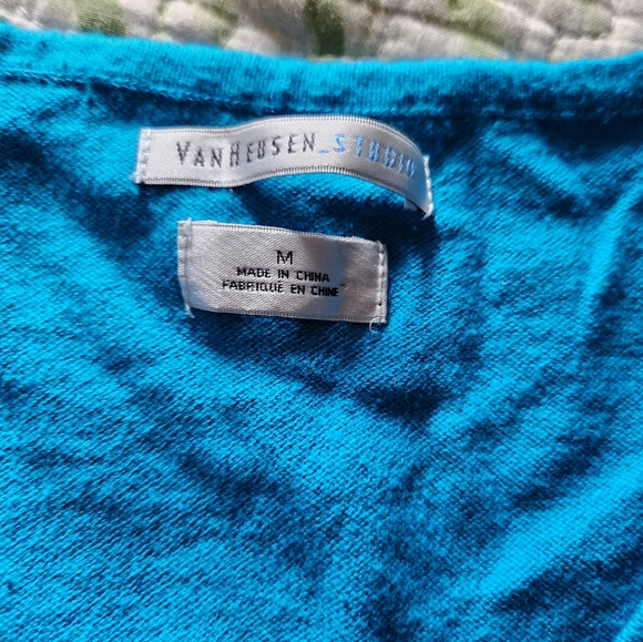 Van Heusen sweater - Picture 2 of 4